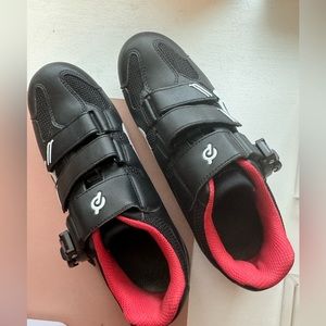 Excellent condition Peloton Cycling Shoes size 37